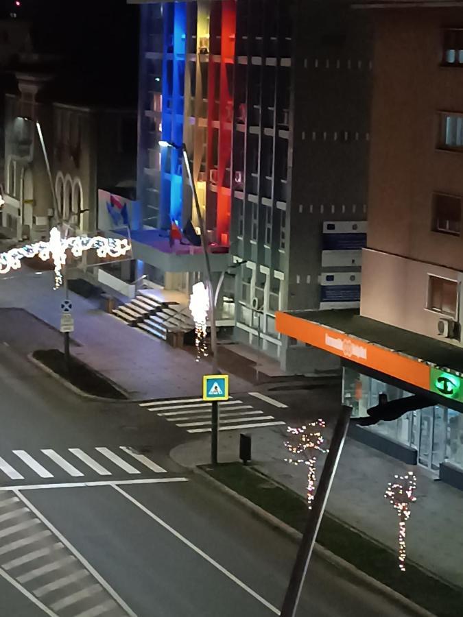 Central Bacău Exteriör bild